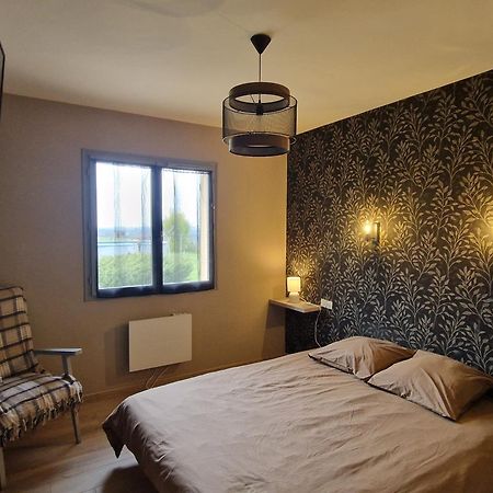 Chambre D'Hotes Saint-Martial-de-Valette Exterior photo